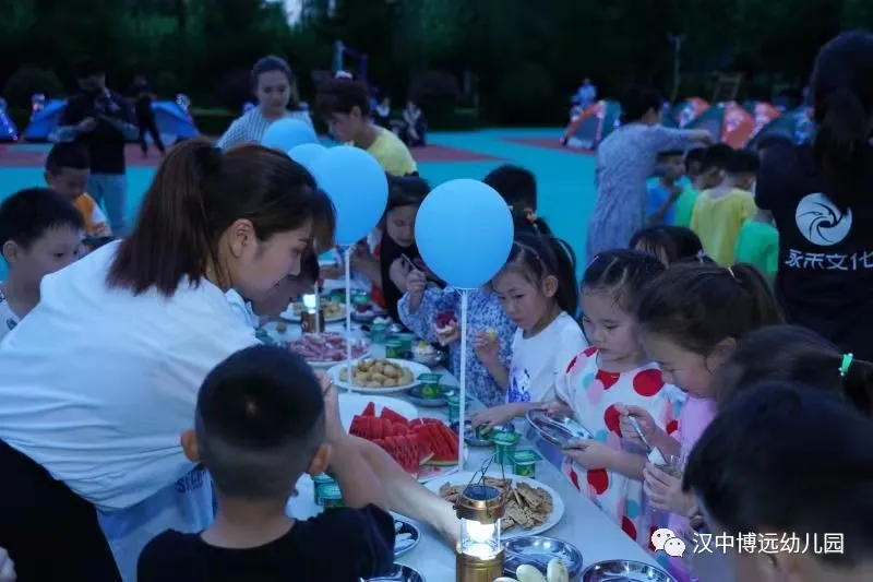 汉中博远幼儿园举行大班毕业典礼