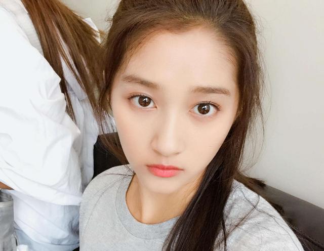 有种“不公平遗传”叫关晓彤，同父同母的姐妹