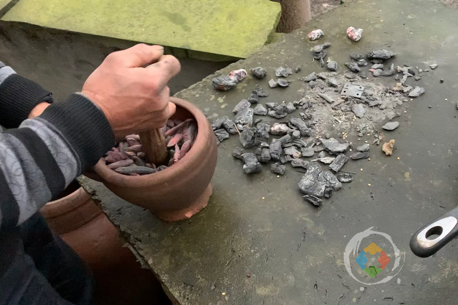 糊辣壳来自重庆丰都？一碗黑乎乎的小面，却是满满的家乡味道