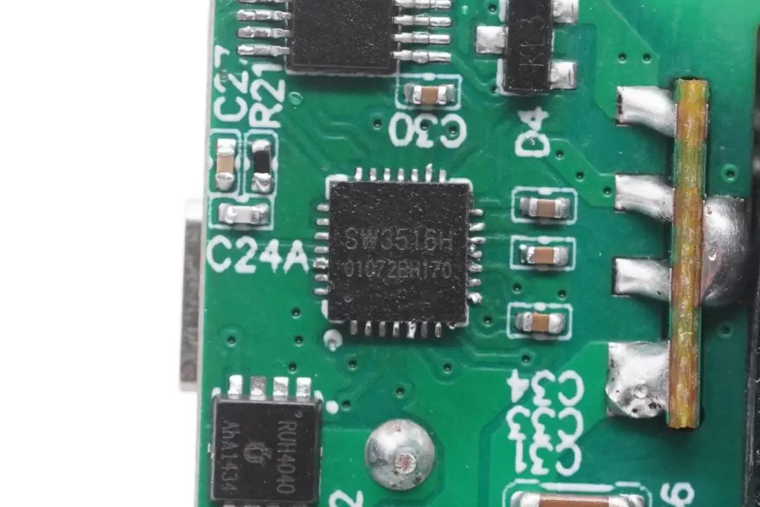 氮化镓快充研发重大突破，三大核心芯片实现全国产