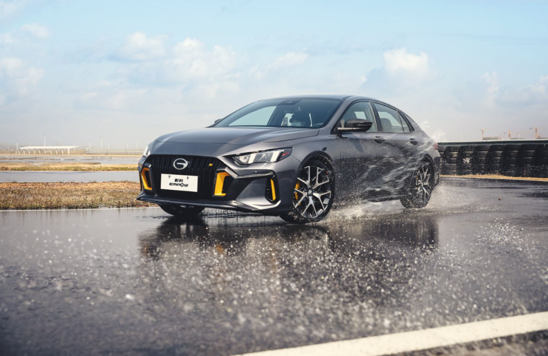 不到十万元的影豹，6秒多破百，思域感到危机了吗？