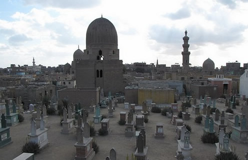 世界上最诡异的城市,活人与死人住在一块