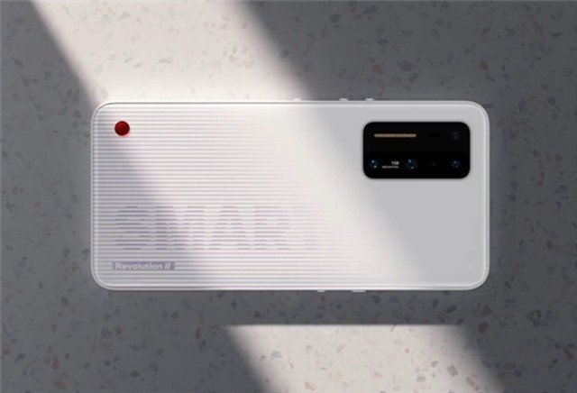 从4799跌至2599，曲面屏+1亿像素+256GB，从高端市场跌至中端市场