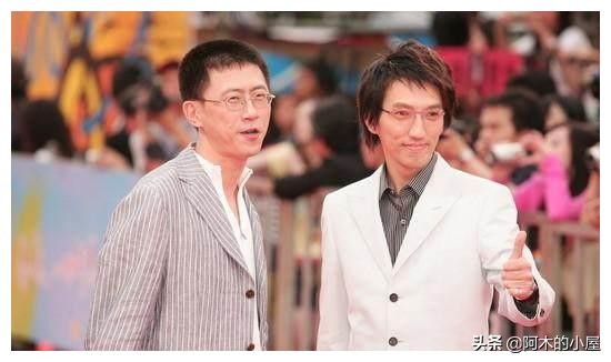 曾红极一时的组合 在巅峰时期解散 如今一人成歌