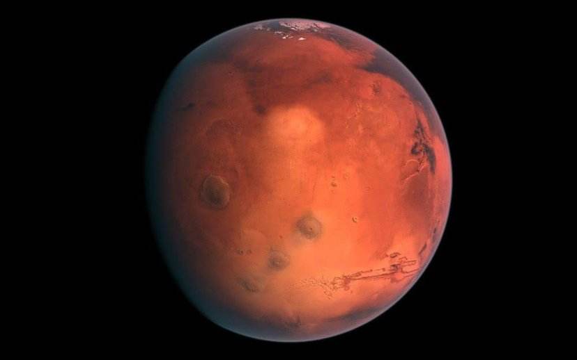今晚“火星伴月”,火星咋就那么火紅?月球咋就那么金黃?