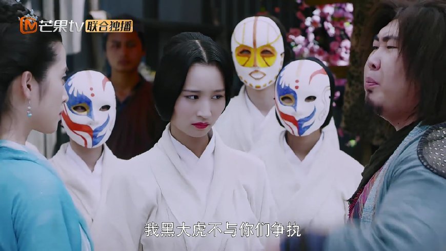 看到任嘉伦妻子模样时，才明白他为什么这么早结婚