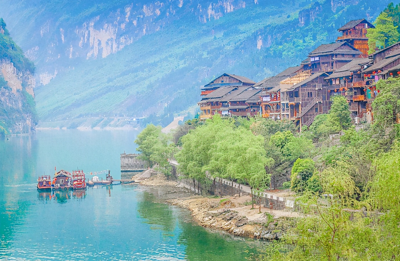 適合夏季自駕的4條路線，沿途風景美上天，6-8月出發剛剛好