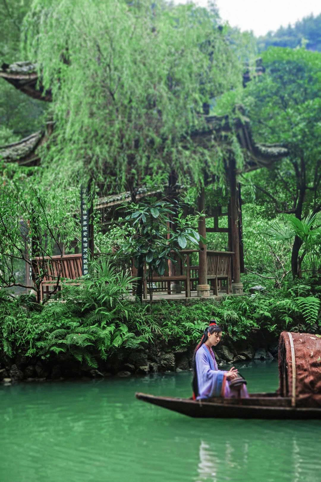 重庆9大5A景区，主城区里一个也没有，必须到区县里看看