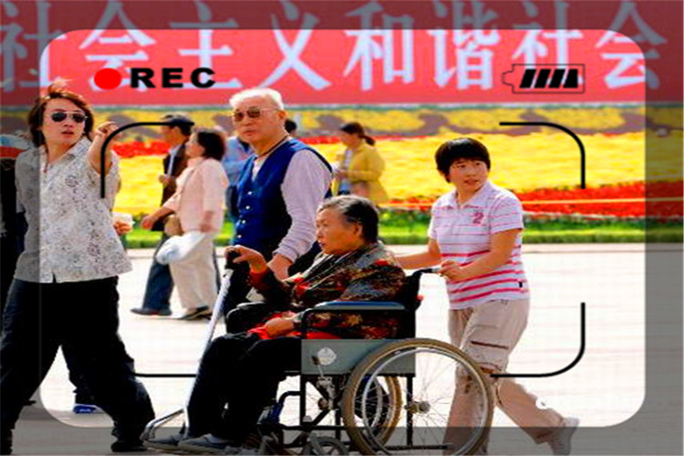 针对深圳“离婚预约、一号难求”的现象，社会