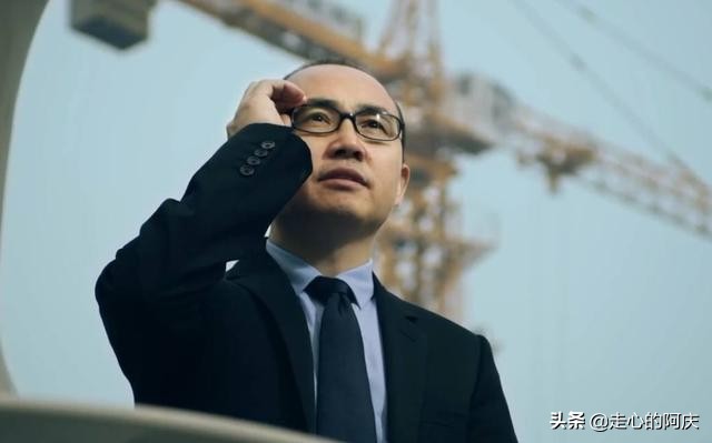 在国内捞金16亿，却捐哈佛6个亿的那个潘石屹，终于还是跑路了