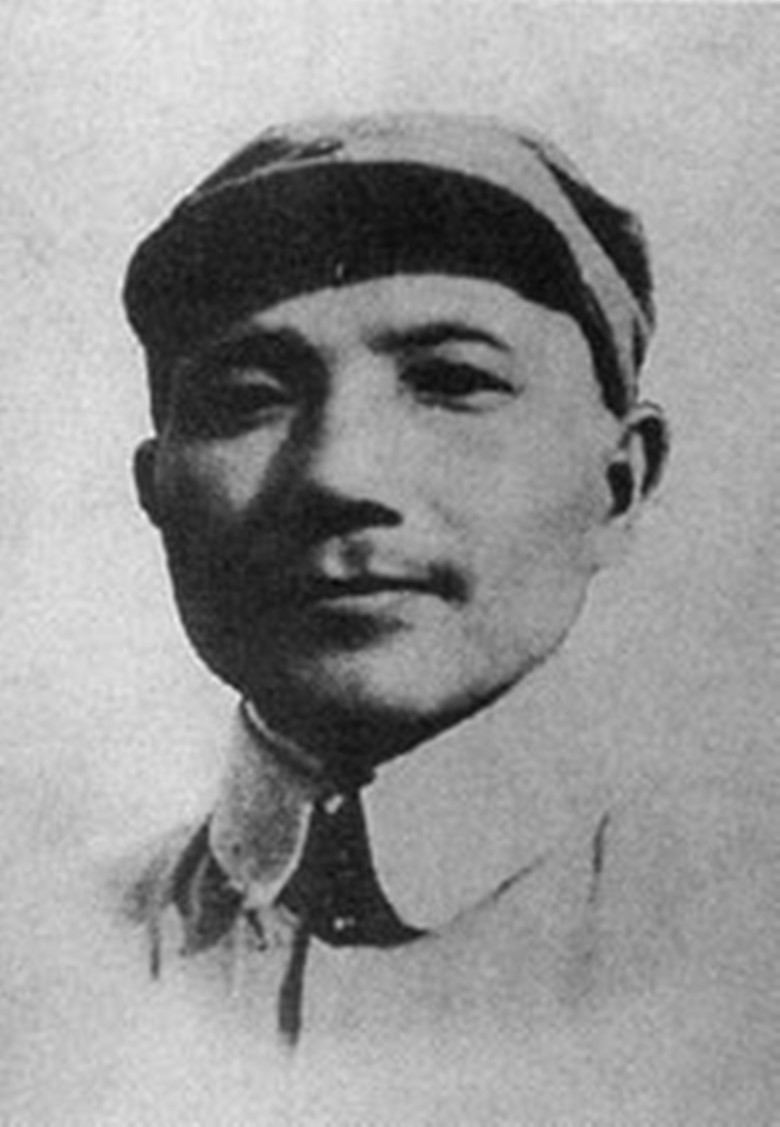 周总理手术前点名要见邓小平，邓小平后来回忆