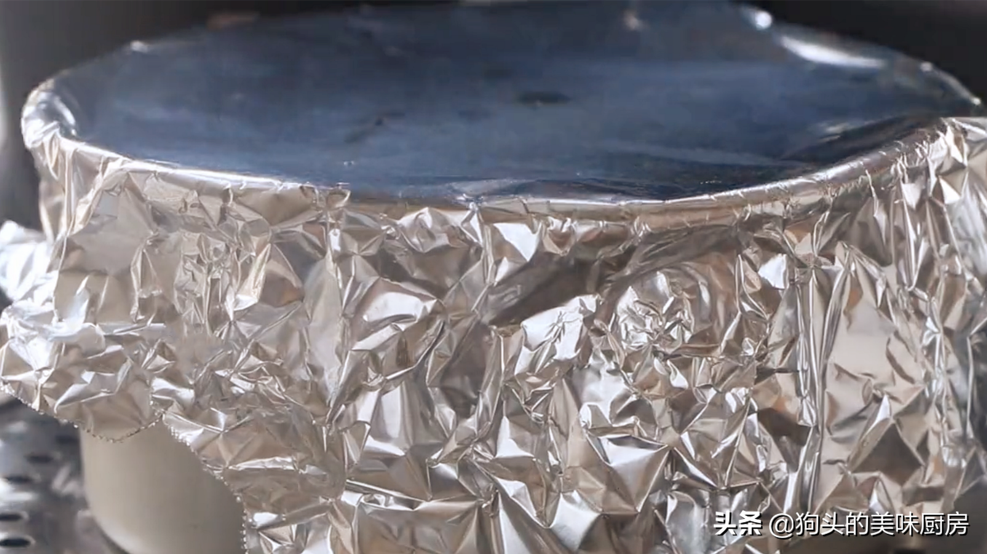 教你1碗麵粉4個雞蛋做蛋糕，不用烤箱不用電飯煲，新手一次成功