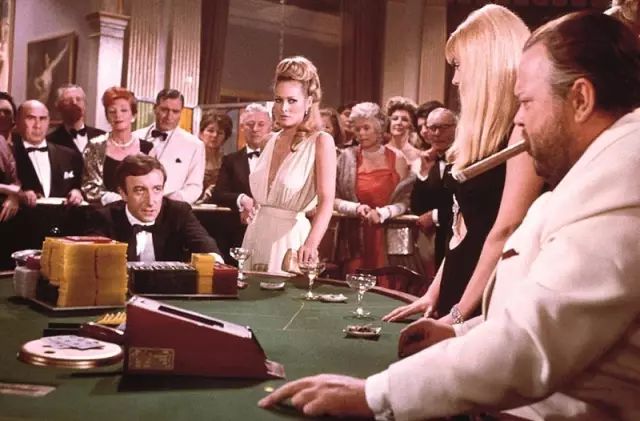 你以为他们是最佳银幕CP，其实人家是水火不容的