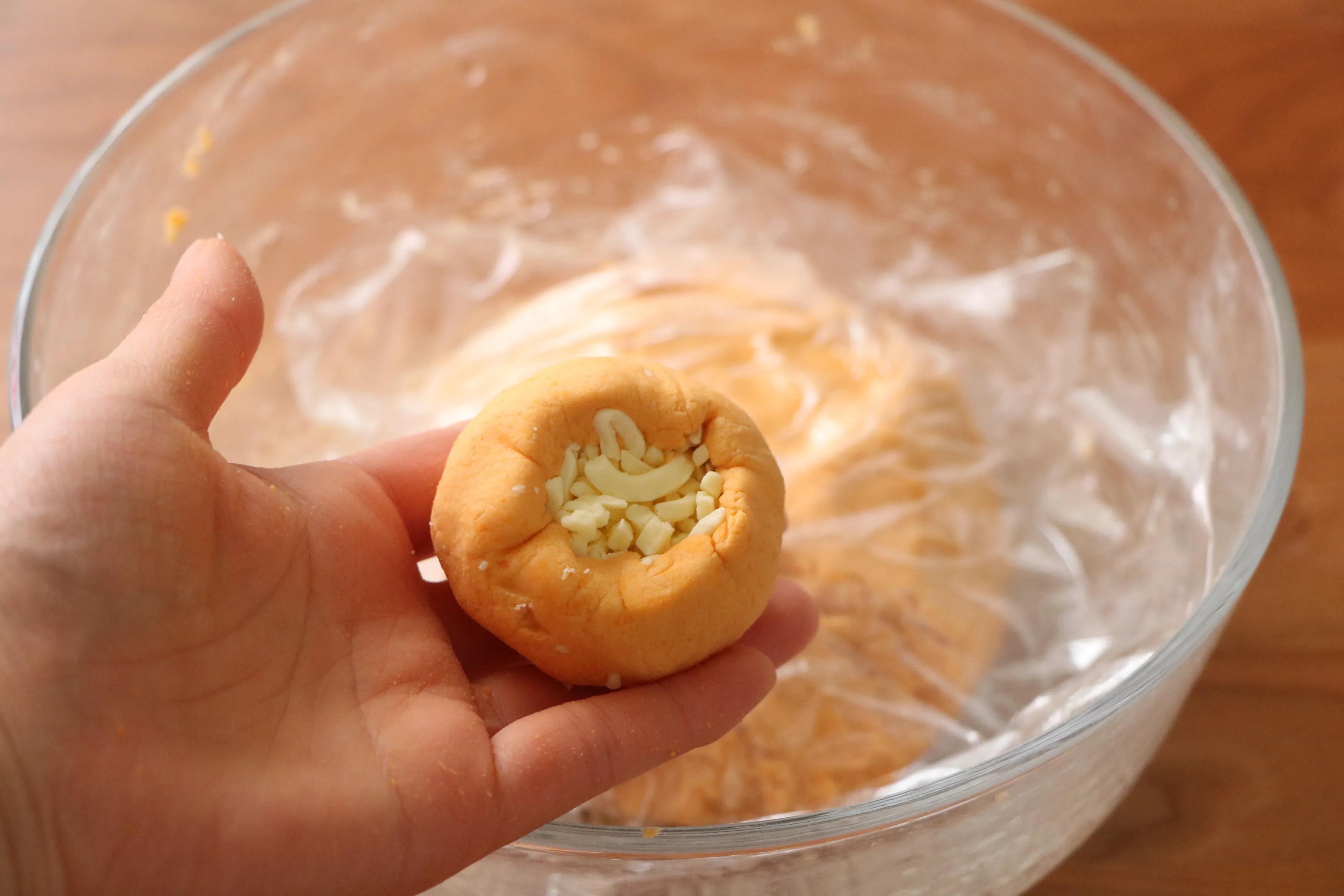 爆漿的紅薯芝士餅，咬一口柔軟又拉絲，孩子吃了還想吃，太美味了