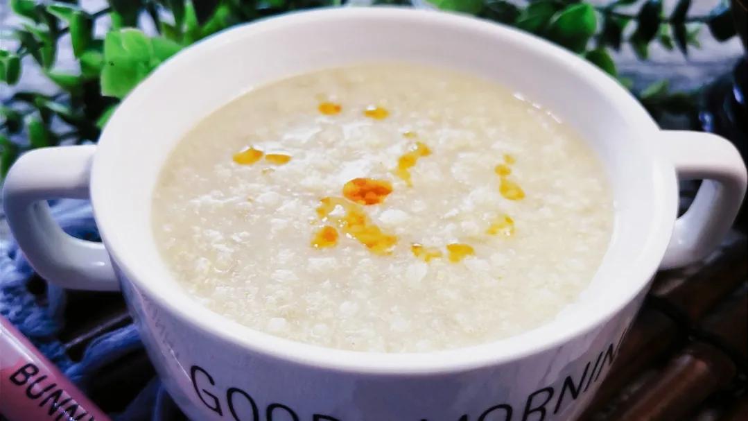 Egg millet porridge beat the eggs first or cook the porridge first, then look down and teach