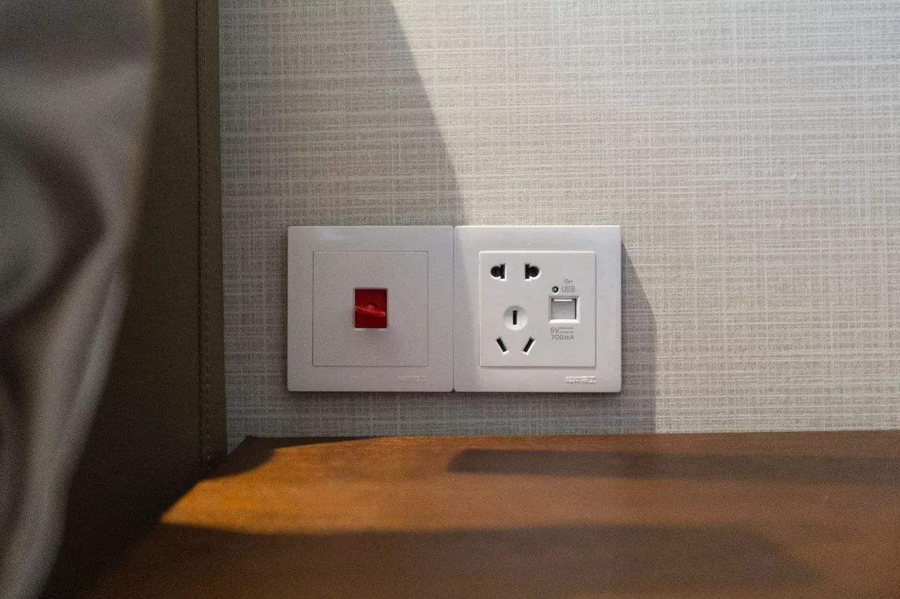 These suggestions on switch sockets in the bedroom are novel and ...