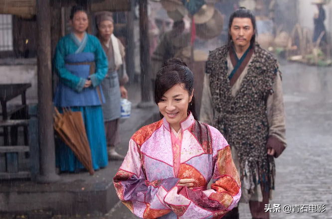 杨紫琼主演，上映时骂声一片，却是继《卧虎藏