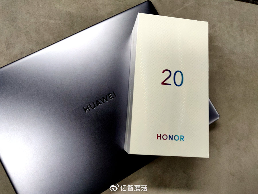 特殊时期的新机 荣耀20到底香不香？honor20上手体验