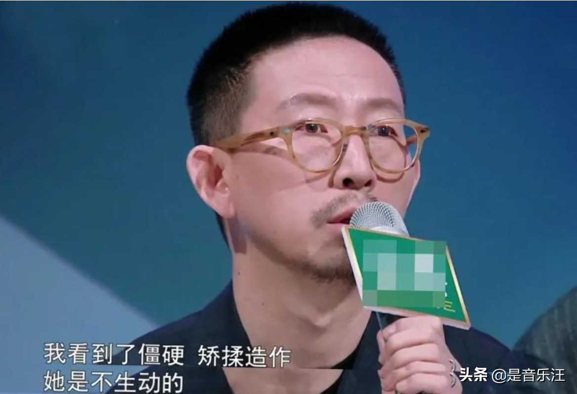 Ding Taisheng joins in " the congress that spit groove " , be rancorred madly by VAVA and Yi Li contest, the spot blast an applause
