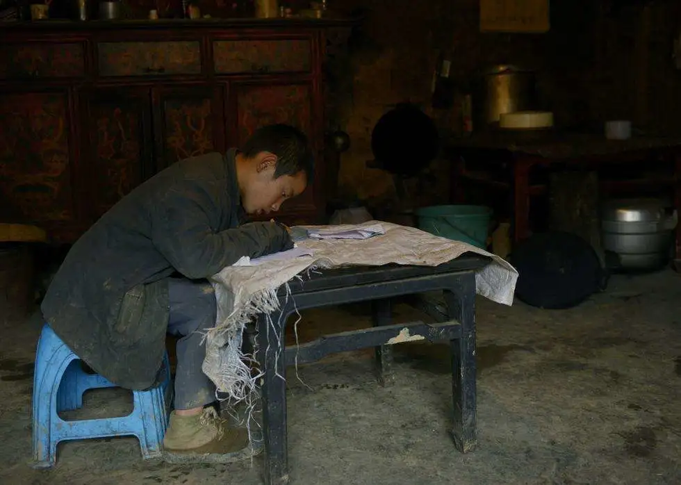 给医护子女加分，还不如直接发钱