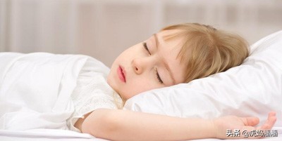 孩子睡着后的这五个表现，是脾胃“求救”的信号，你接收到了吗？