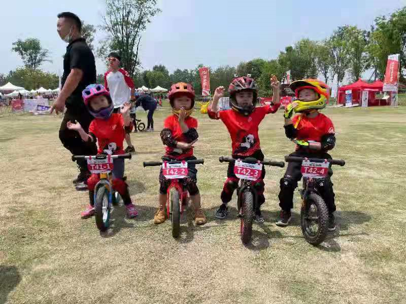 德阳市第一幼儿园：运动炼体魄 为国育幼苗