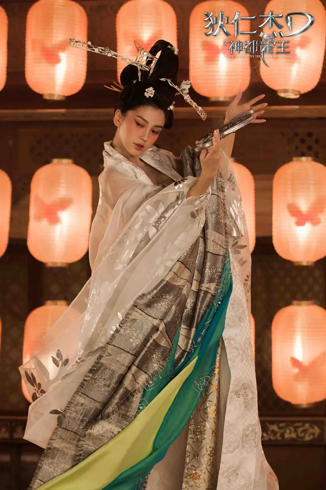 从"片酬8000万"到“无戏可拍”，离开黄晓明，baby真的啥也不是？