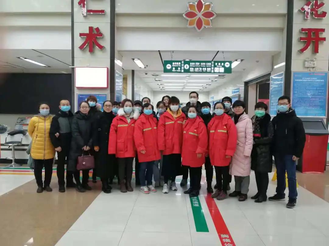 【众志成城 防控疫情】甘肃中医药大学第四附属医院 甘肃宝石花医院为援助兰州新区后备医院医护人员送行