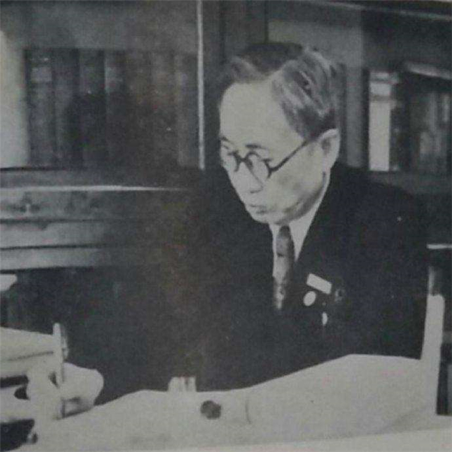 自由恋爱如同泡沫，《家》and《故乡》：青年吹