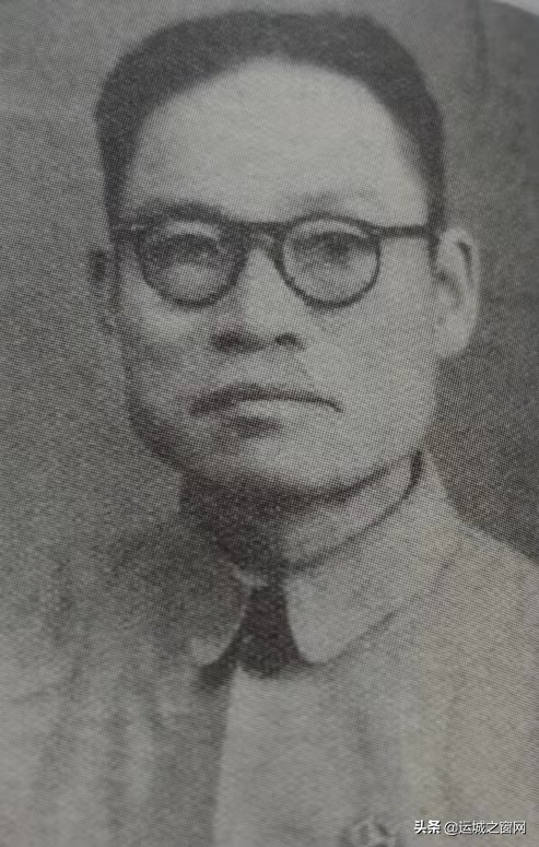 雷震龙:一面永远不倒的旗帜