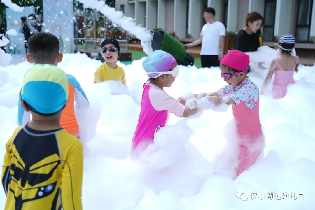 汉中博远幼儿园举行大班毕业典礼