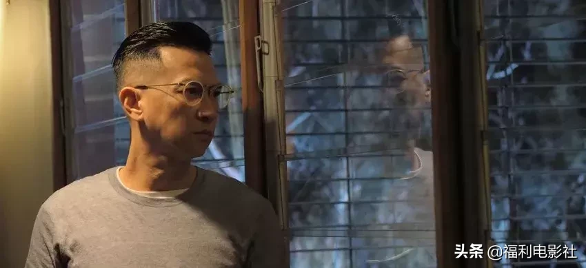 这片改编自香港真实案件,本来是抓大老虎,却变成春节档最大炮灰