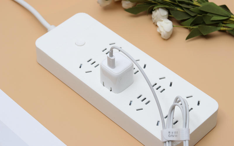 体积小，充电快，让你的iPhone快速充电，试试爱否八次方充电套装