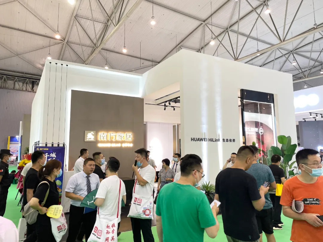2021成都家具展盛大开幕,新品齐聚潮流首发,领航家居内贸