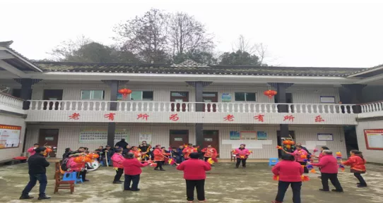 扶贫先扶志，教育要先行，让更多山村儿童接受美育教育——贵州大学 冉诗学
