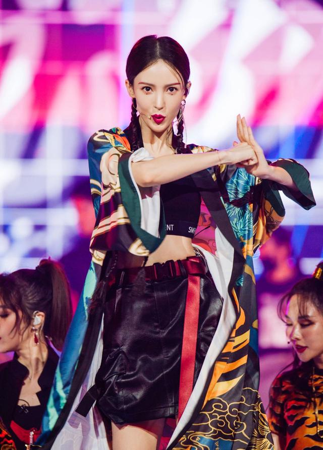 张小斐因《你好，李焕英》爆红后，才真正扯下