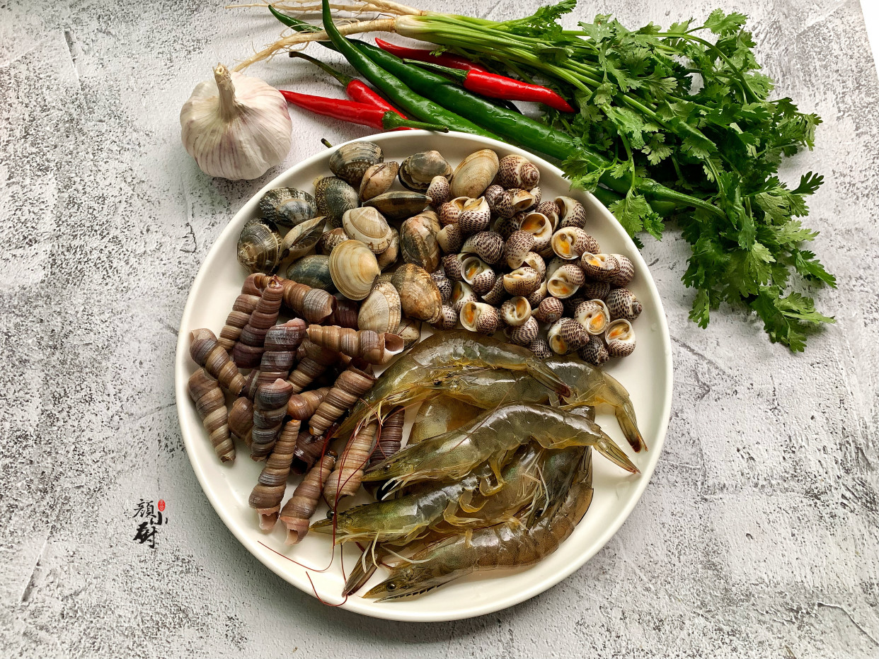 夏天，少吃猪肉多吃它，营养极高，比吃牛羊肉强，拌一下真好吃