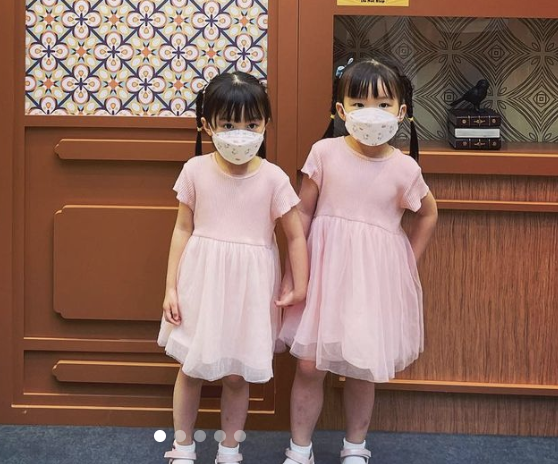 郭可颂带妈妈丈母娘和女儿度假，彰显好男人本色，熊黛林没嫁错人