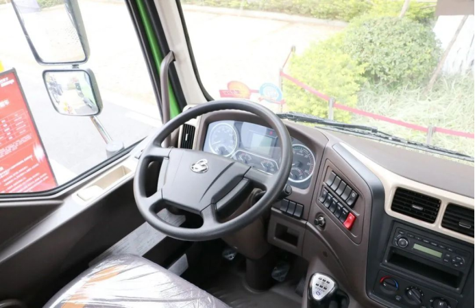 速速圍觀國(guó)六乘龍M3輕量化自卸車，優(yōu)勢(shì)一探便知