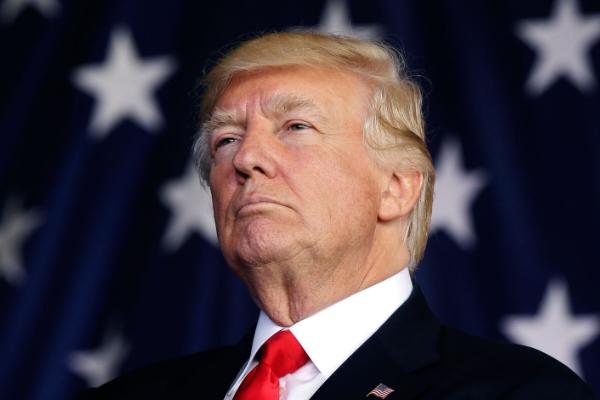 特朗普终将自食苦果，14国宣布将要运回黄金，俄