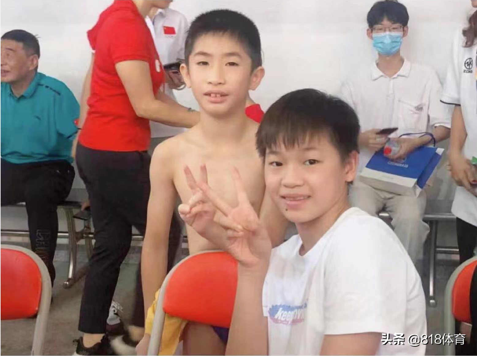 感恩!全红婵陈艾森回广州体校看望恩师,她耕耘30年造3大奥运冠军