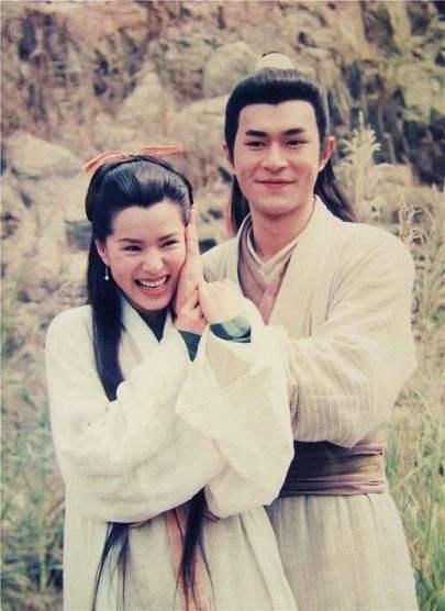 “小龙女”李若彤是玉女？当看了这组剧照才明白，被骗了很多年