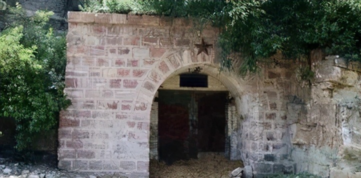 贺炳炎将军故里筹建2358大型工程，中途下马，遗