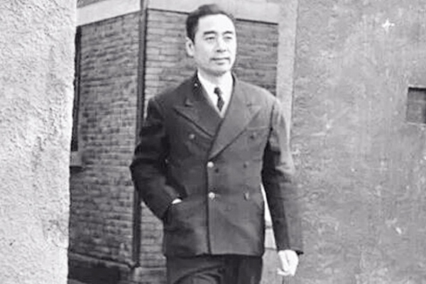 周总理19岁时写下一首七绝，展现出了凌云壮志，全诗气势无比豪迈-第5张图片-非凡网