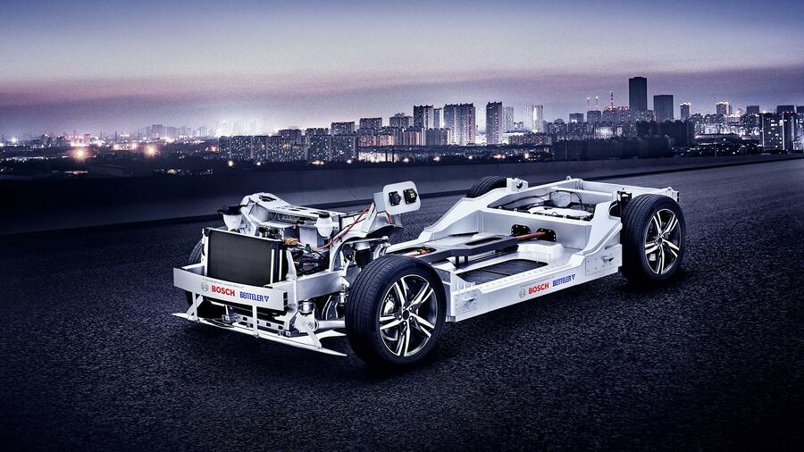 任正非亲率华为造车，在技术上吊打特斯拉？华为将改写造车格局？