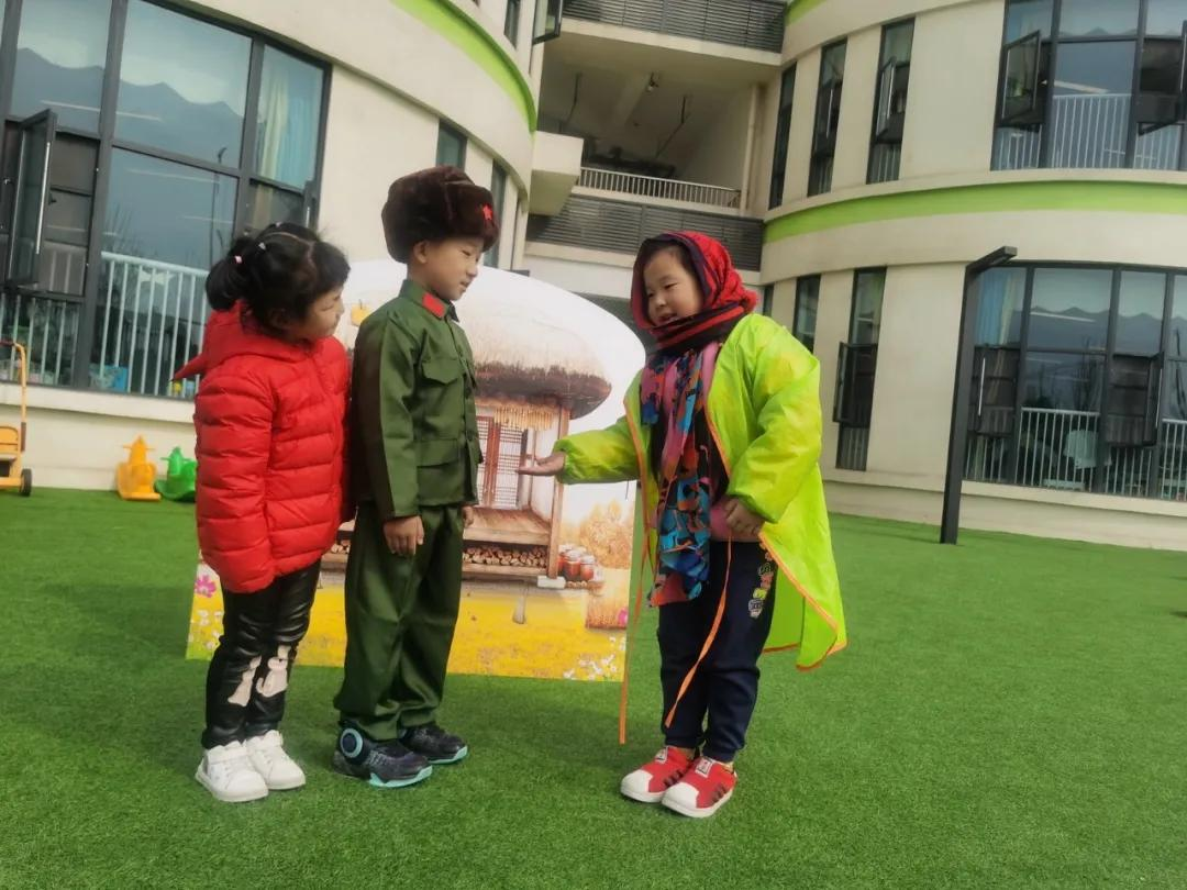 学习雷锋好榜样，童心传递正能量丨天府新区宁安幼儿园学雷锋活动