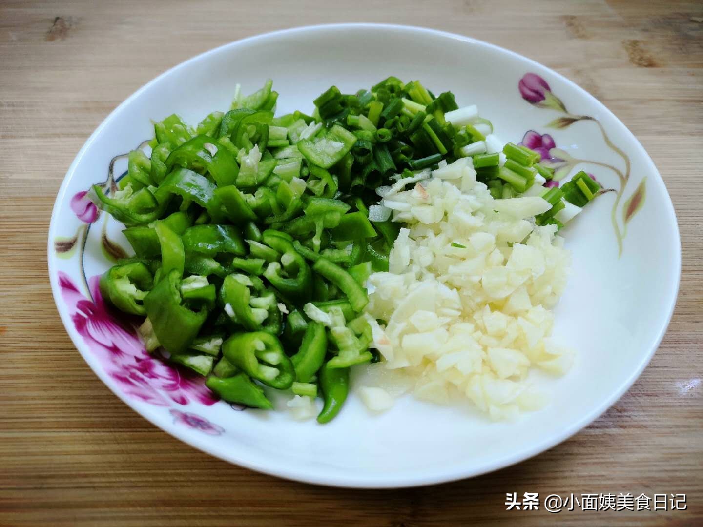 Old hot days, the greediest this bowl of face, sauce is sweet full-bodied, a week eats 5 times to be disrelished little, sweeter than face of fried bean sauce