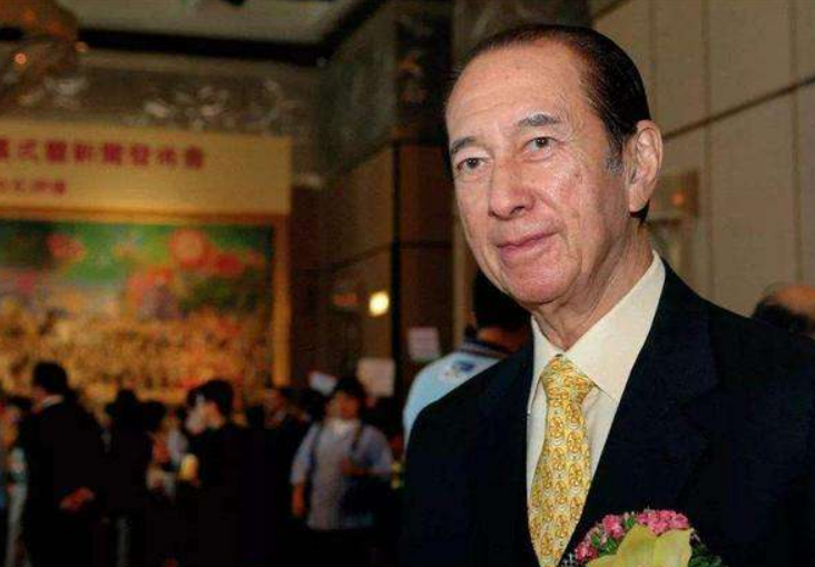 赌王何鸿燊去世，网友却为他家产操碎了心，奚