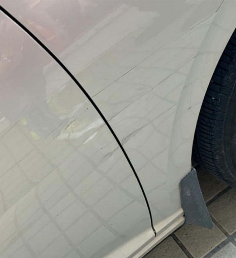 租车弄出划痕，收费报价5000多，悟空租车“停运费”遭质疑