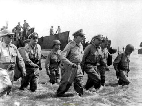 七十年前中国为什么要出兵朝鲜，参加一场“与